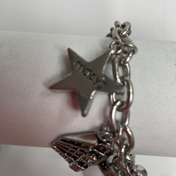 Silver Tone Macys Charm Bracelet. - Picture 7 of 13